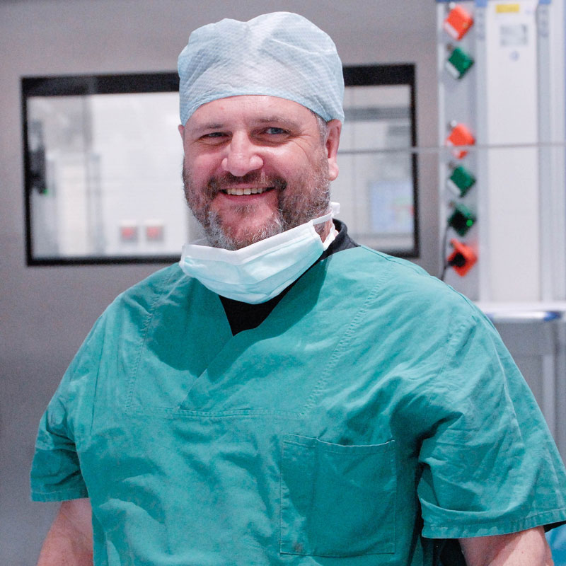 Tino Ebneth Gesch&auml;ftsf&uuml;hrer der uro-mobile Gmbh mit seinem Team spezialisiert auf den technischen Support bei der LDR-Brachytherapie